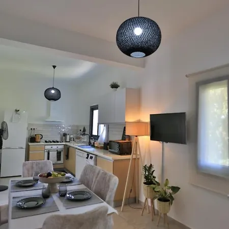 Apartmán Stunning Seaview Haven 3 Min To In Lapta *